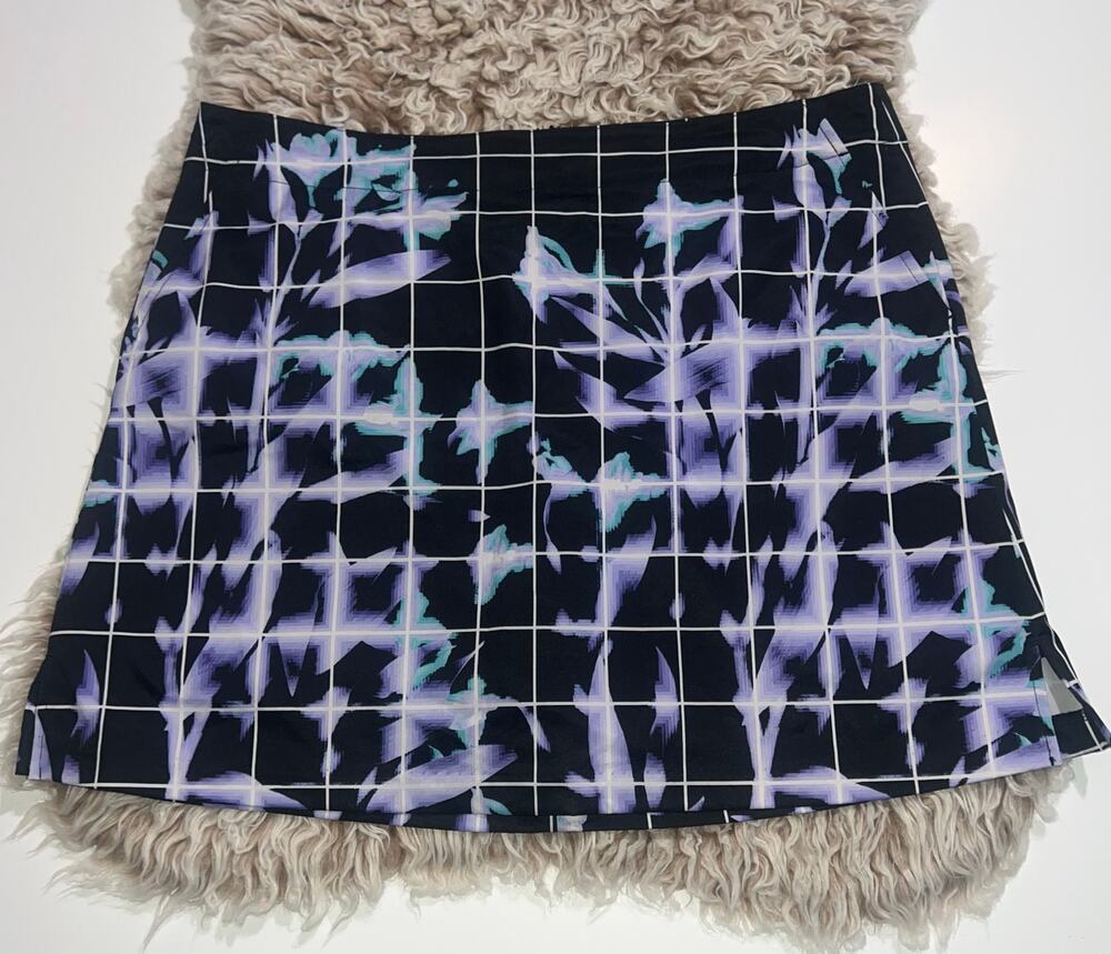 Lady Hogan women’s golf skirt with built in shorts